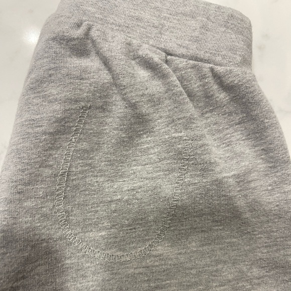 FRESHLY PICKED Kid’s set. Size 3. Gray. girl’s or boy’s set. Unisex. Bundle - Picture 9 of 13